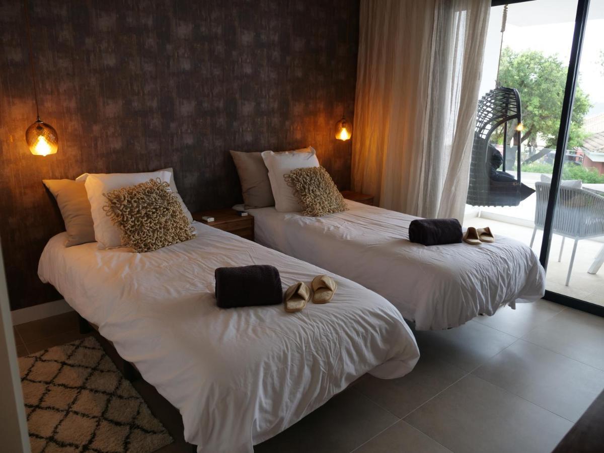 أُخين Surya Guest House المظهر الخارجي الصورة